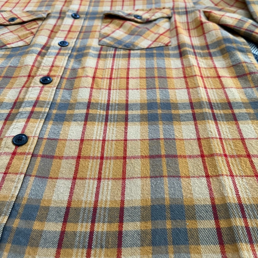 RVCA men’s flannel - Picture 2 of 7